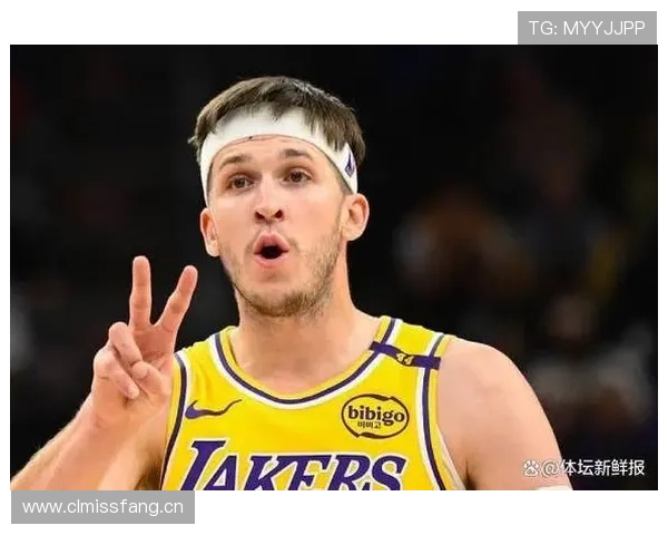 奥斯汀·里夫斯三分出手提升明显 拉开与队内射手差距